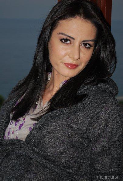 عکسهای بازیگر نقش ادا در سریال ترکی ماندگار