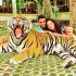 عکس افشین خواننده و همسرش در تایلند