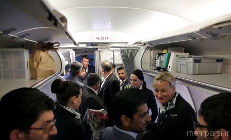 عکسهای میهمانداران بی حجاب هواپیما در مشهد