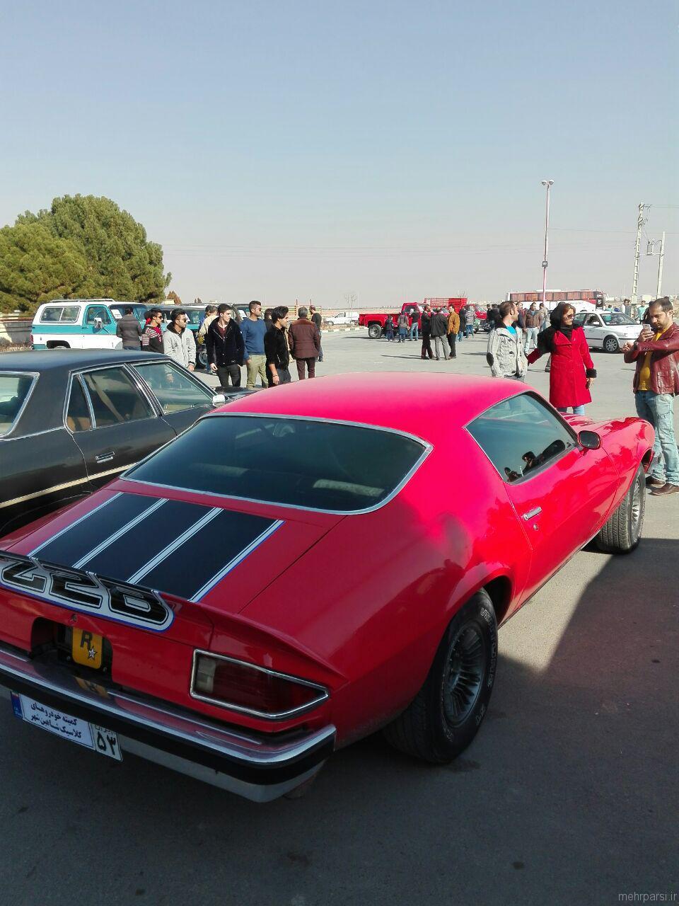 عکسهای نمایشگاه خودرودهای کلاسیک در شاهین شهر اصفهان